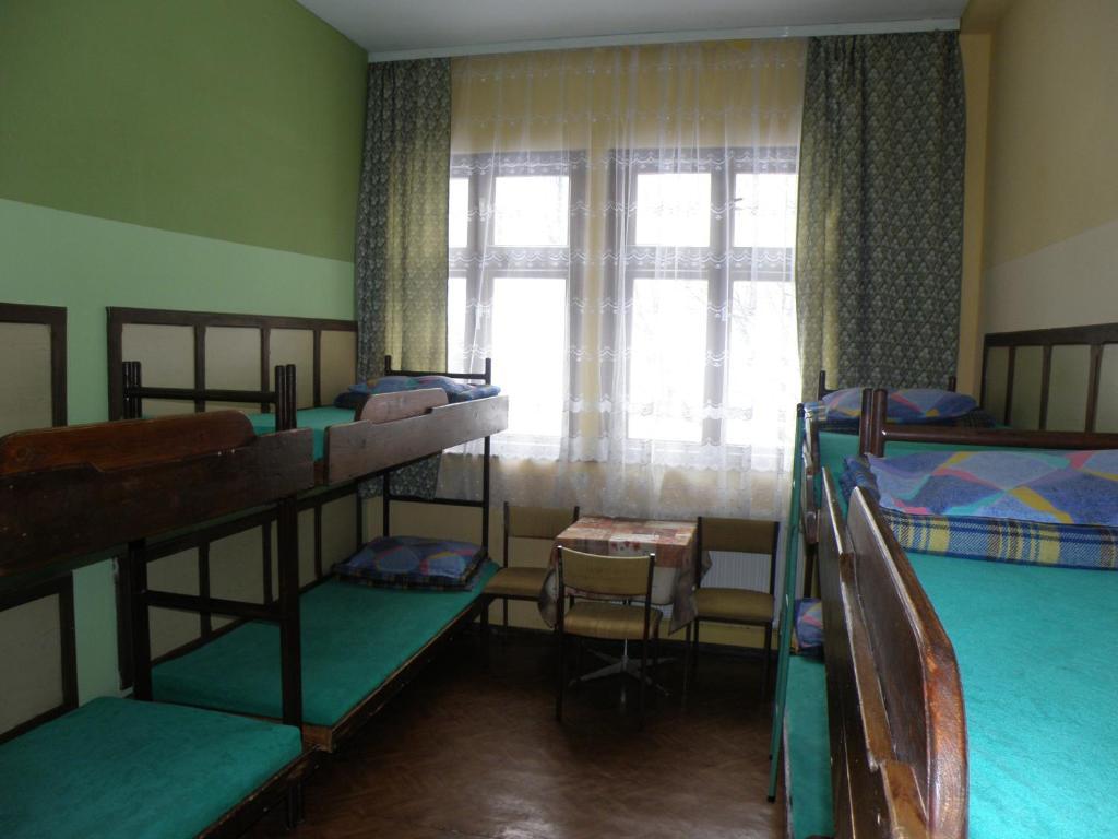 Szkolne Schronisko Mlodziezowe Zloty Widok Hostel Piechowice  Δωμάτιο φωτογραφία